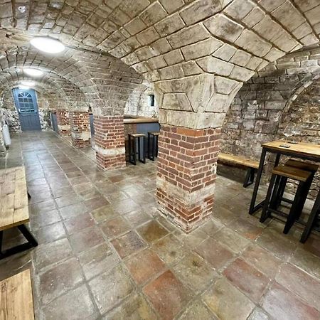 Lydney House Swaffham Sleeps 22 Villa Exteriör bild