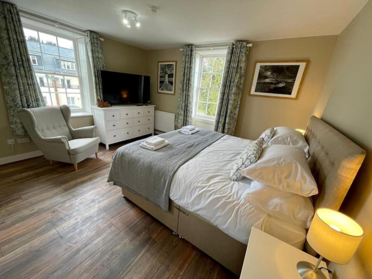 Lydney House Swaffham Sleeps 22 Villa Exteriör bild