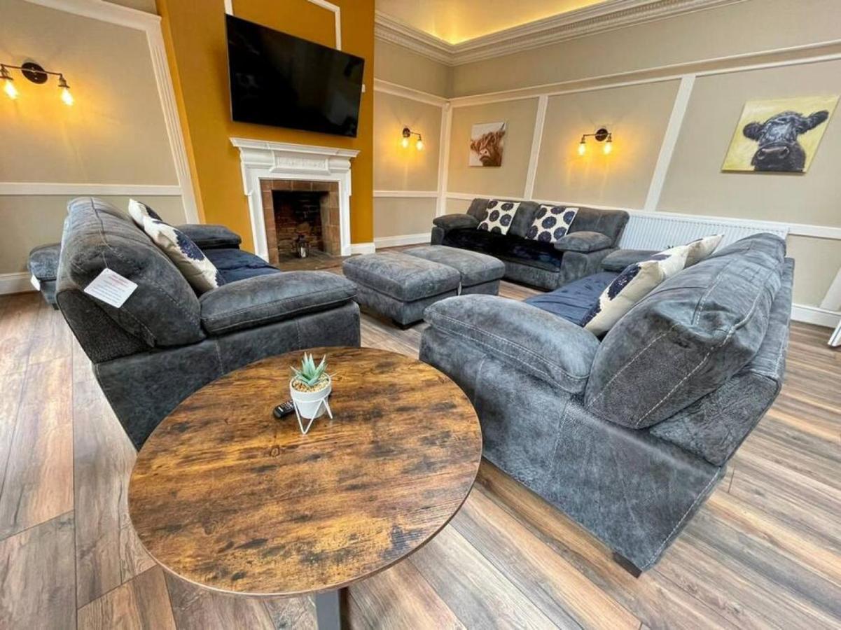 Lydney House Swaffham Sleeps 22 Villa Exteriör bild